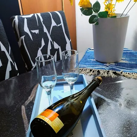Solkira Apartment *